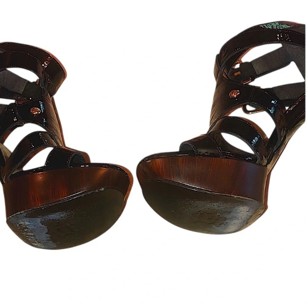Stuart Weitzman Patent Leather Platform Sandals